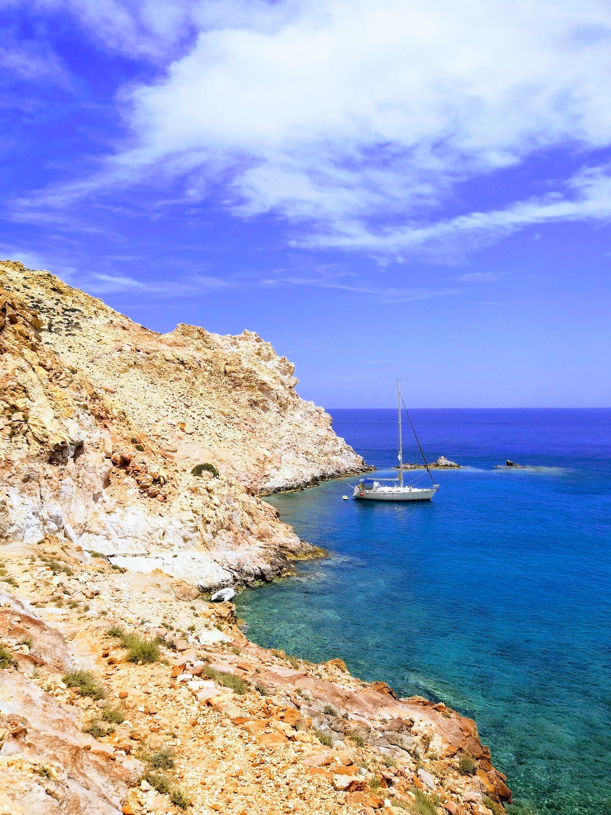ISLAND HOPPING CRUISE ON A SAILING BOAT – 3 DAYS