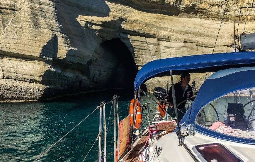 SUNSET Sailing Tours Around Milos