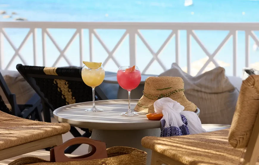 Golden Milos Beach House by Domotel