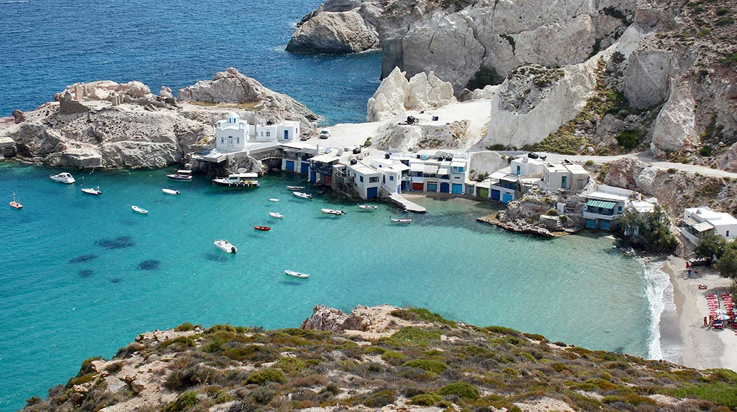 Milos 2026: Complete Guide to Beaches, Attractions and Things to Do